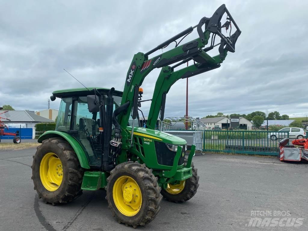 John Deere 5075E Tractoare