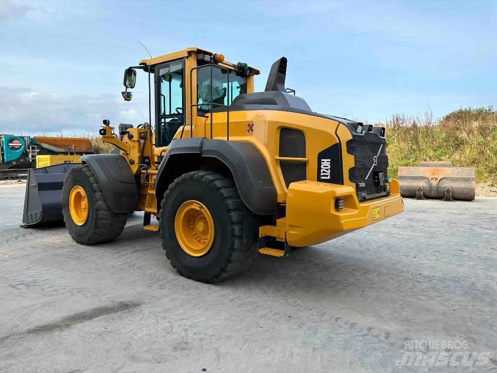 Volvo L 120 H Incarcator pe pneuri