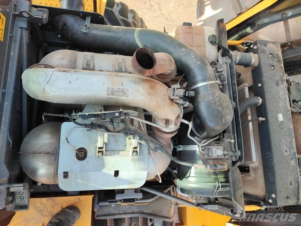Volvo L 120 H Incarcator pe pneuri