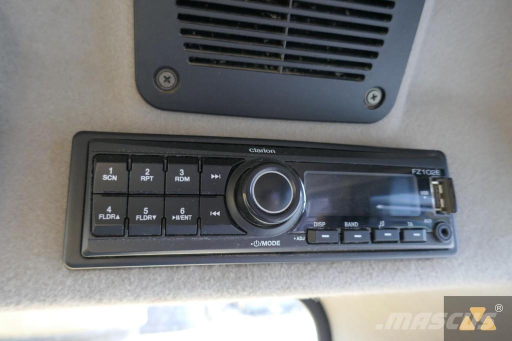 CAT 352F Excavatoare pe șenile
