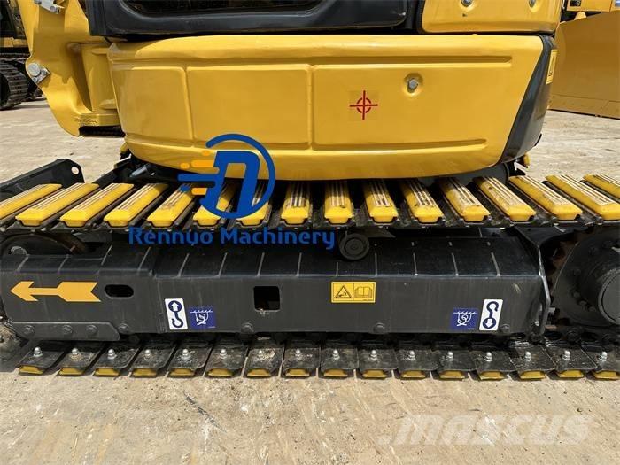 Komatsu PC 35 MR Mini excavatoare < 7t