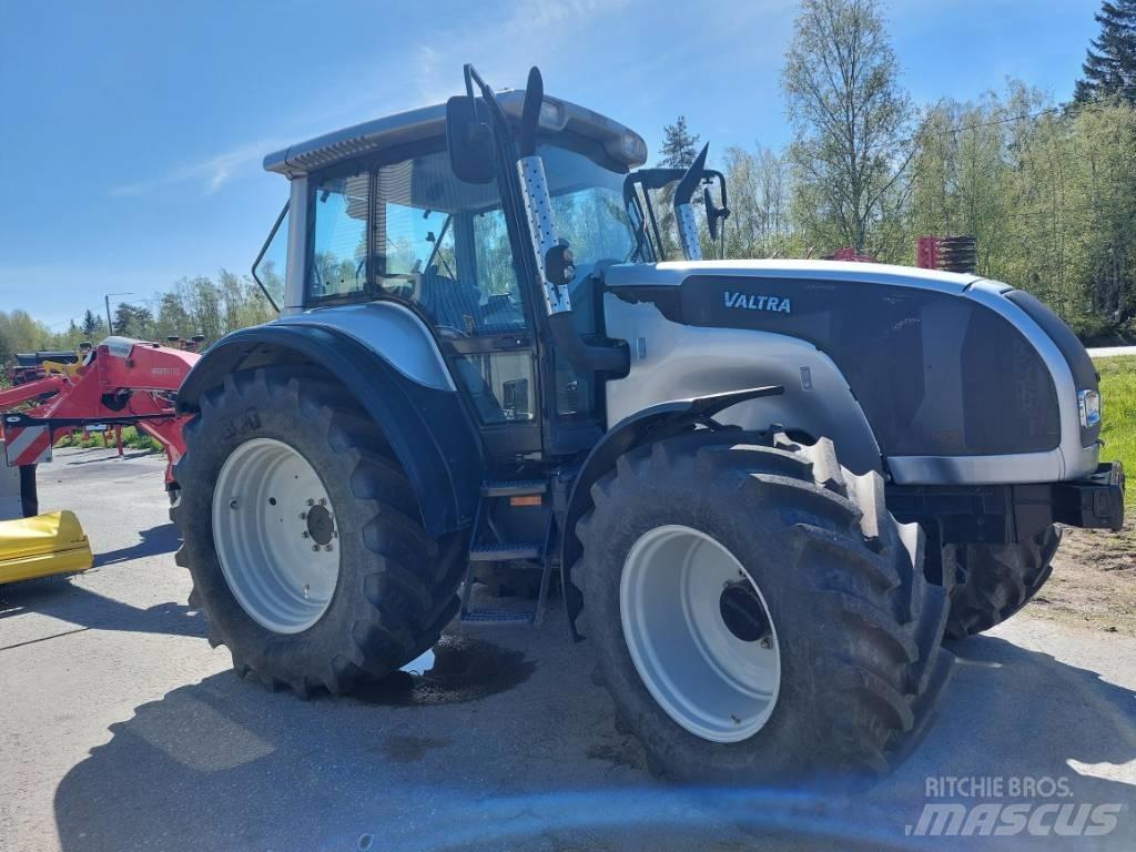 Valtra M 120 E Tractoare