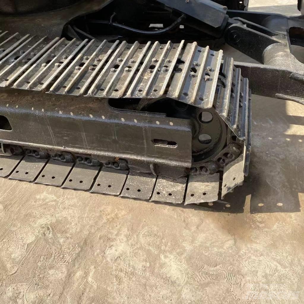Komatsu PC 60 Excavatoare pe șenile
