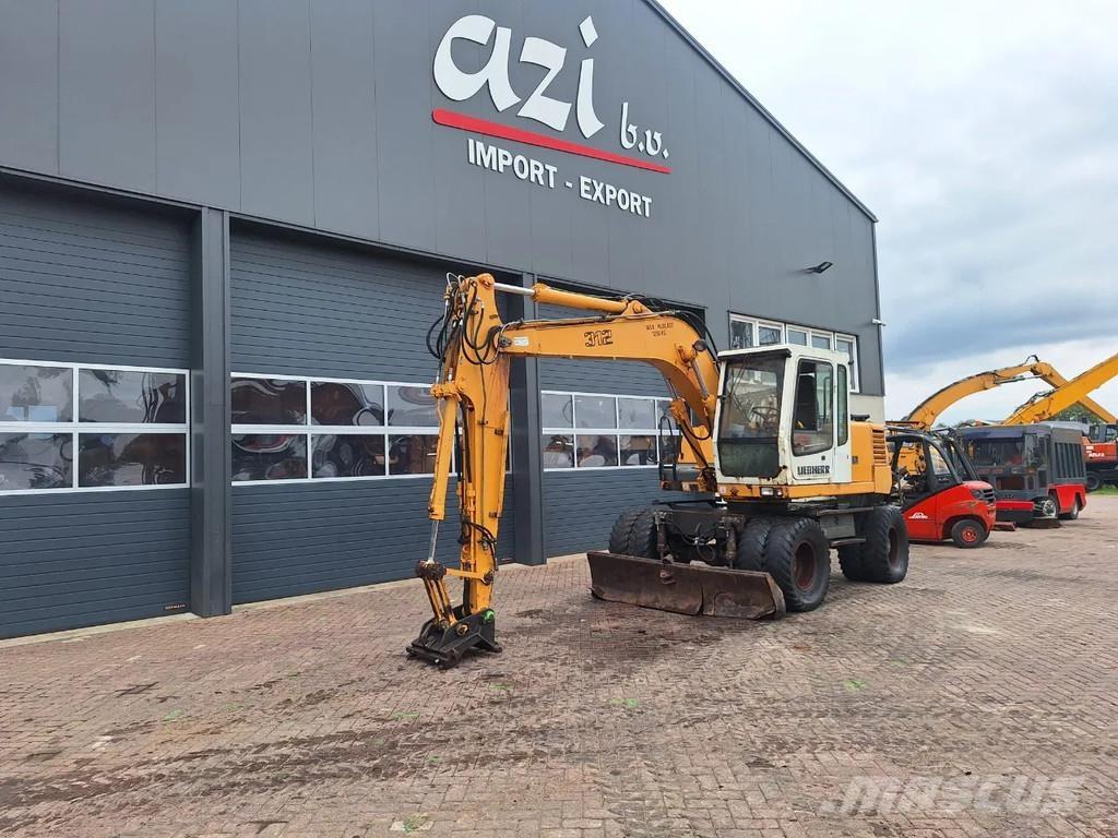 Liebherr A312 Excavatoare cu roti