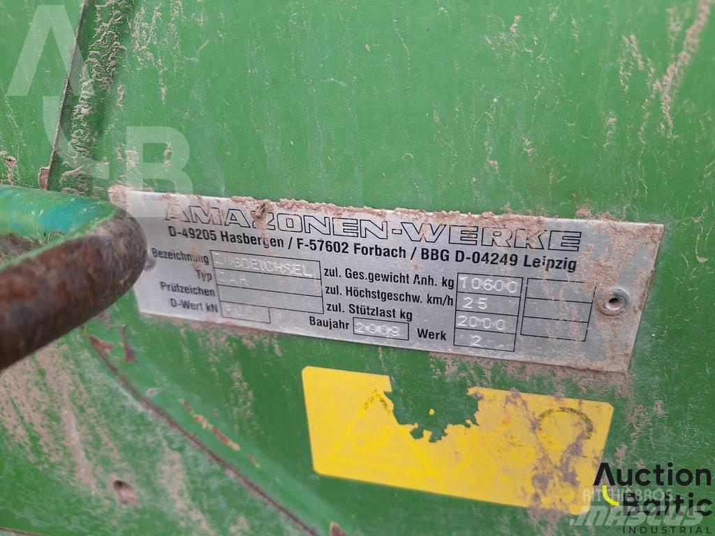 Amazone UX 5200 Tractoare agricole sprayers