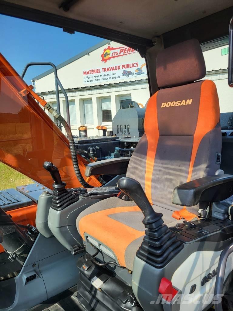 Doosan DX 140 LC-5 Excavatoare pe șenile
