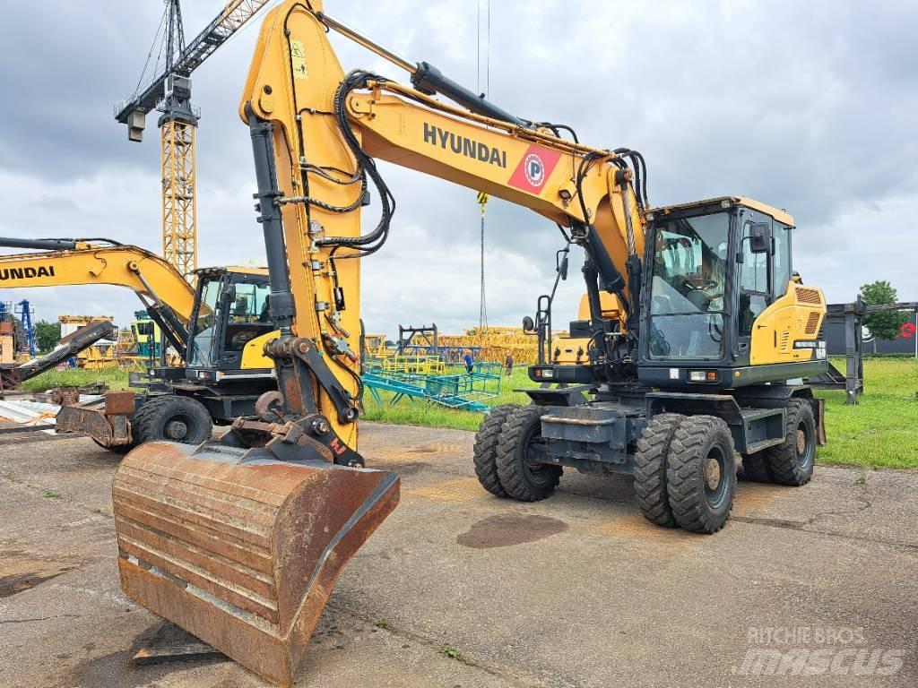 Hyundai HW160 Excavatoare cu roti