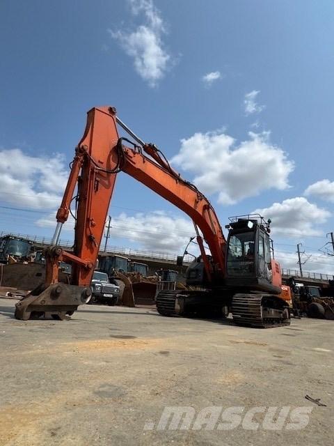 Hitachi ZX 225 Excavatoare pe șenile
