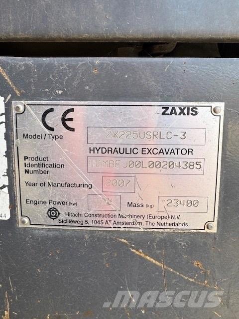 Hitachi ZX 225 Excavatoare pe șenile
