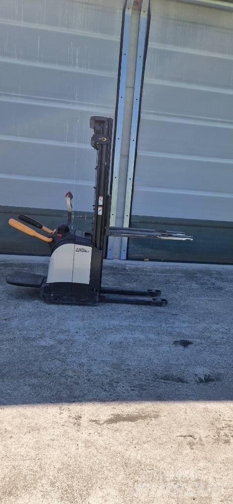 Crown ET40001.4 Transpaleti