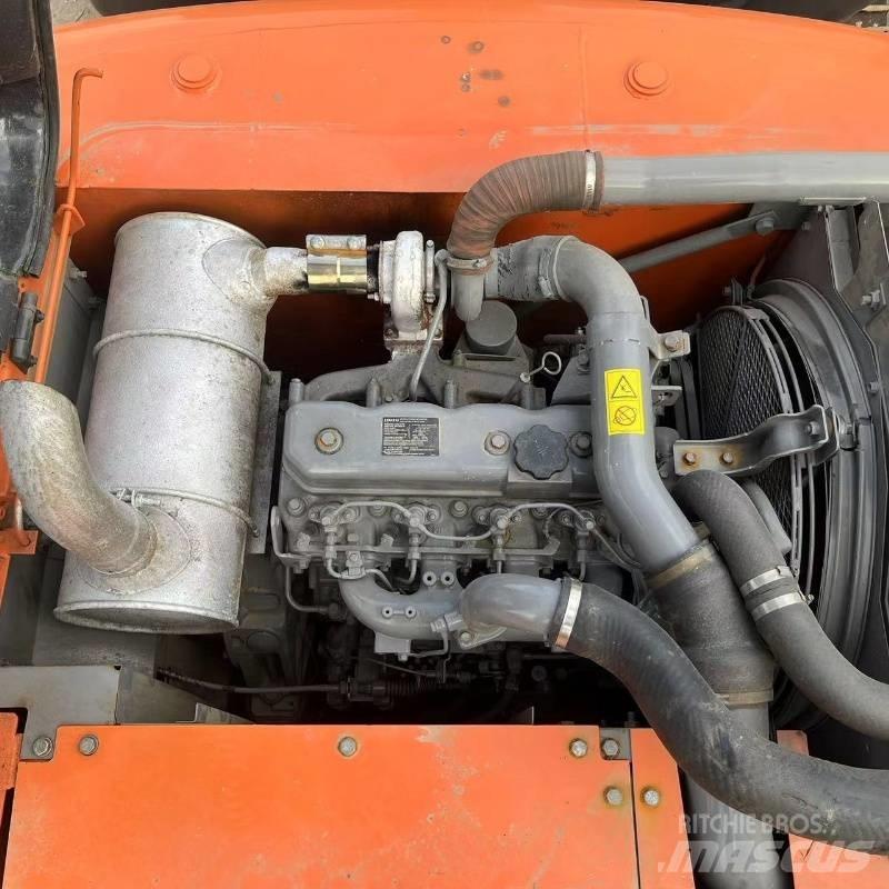 Hitachi ZX 160 Excavatoare pe șenile
