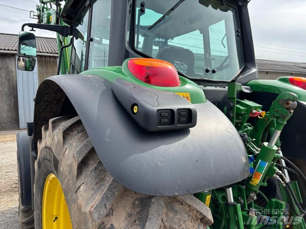 John Deere 6120M Tractoare