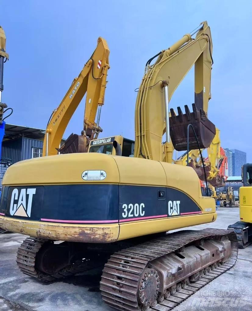 CAT 320 C Excavatoare pe șenile
