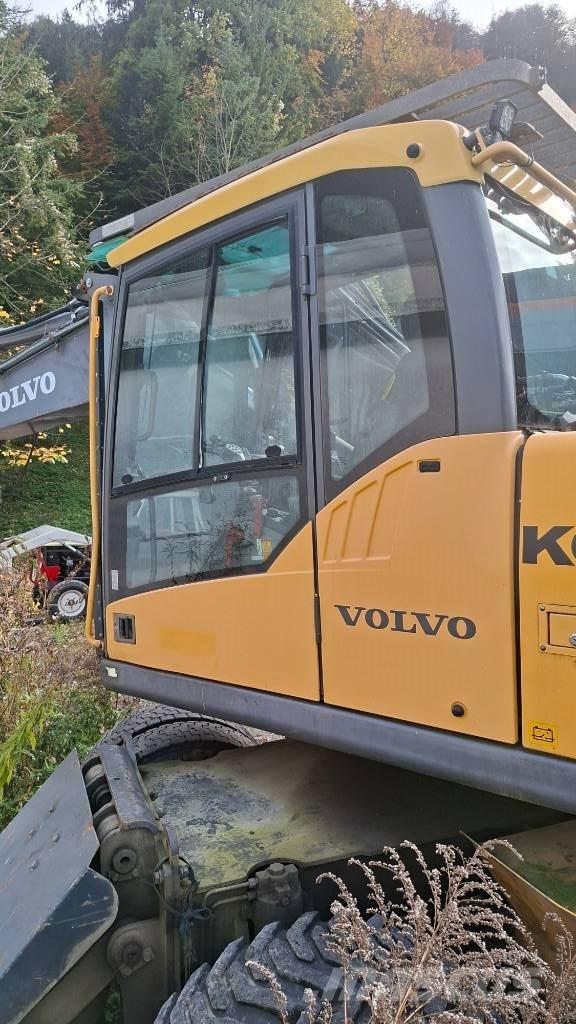 Volvo EW 180 C Excavatoare cu roti