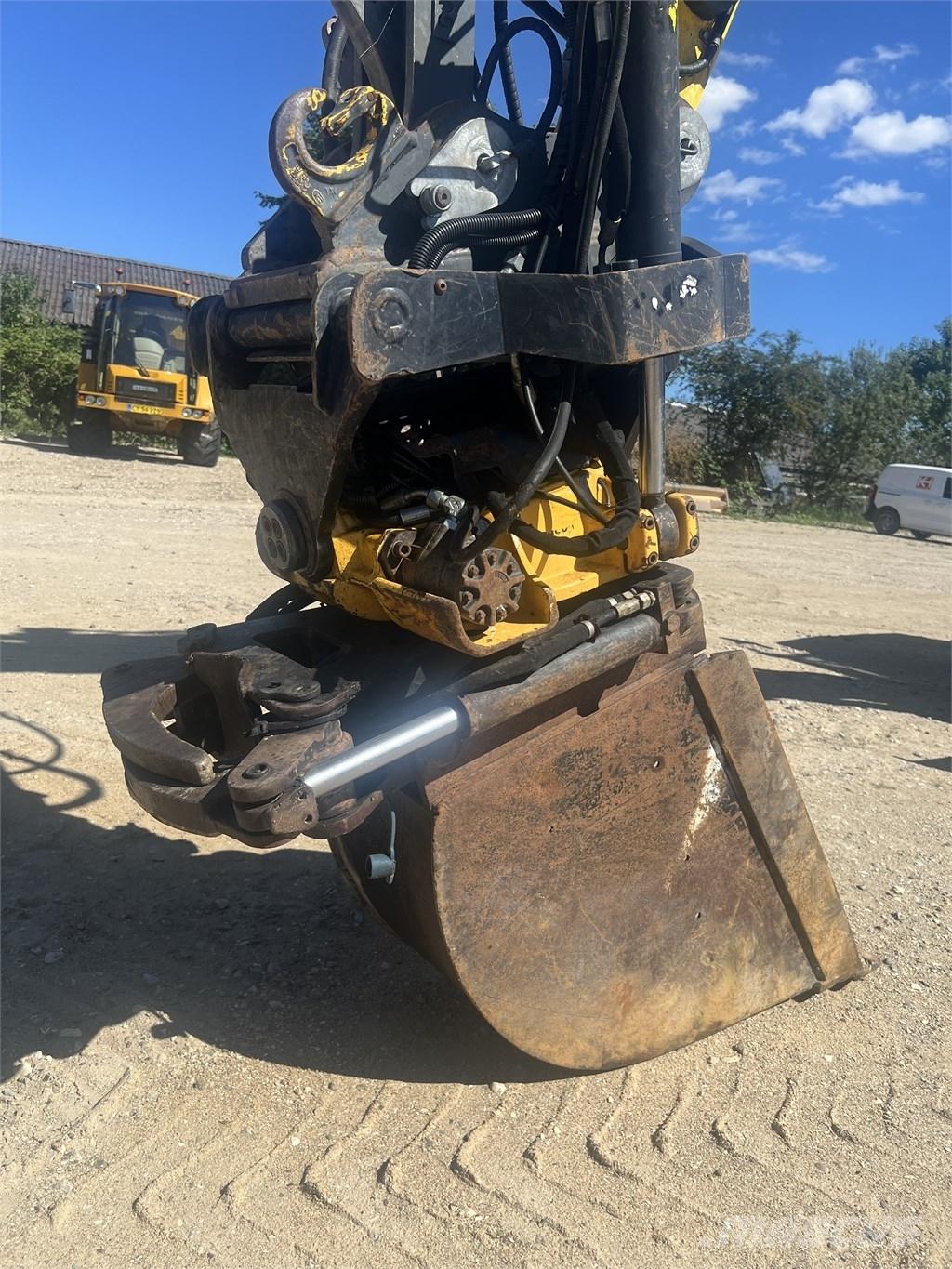 Wacker Neuson EW 100 Excavatoare cu roti