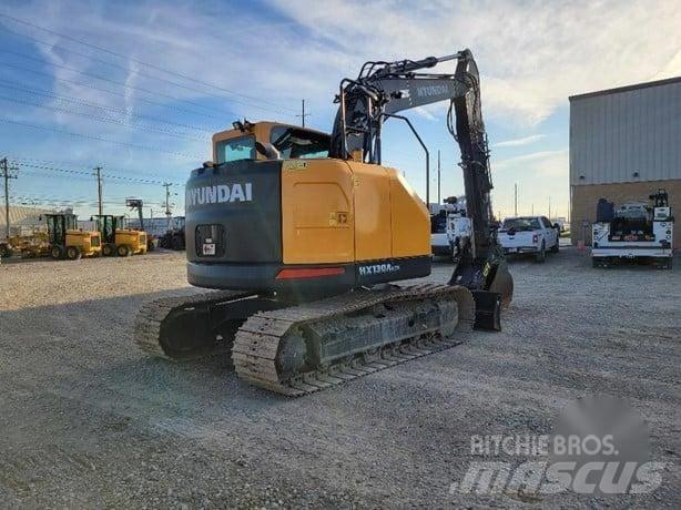 Hyundai HX130 Excavatoare pe șenile
