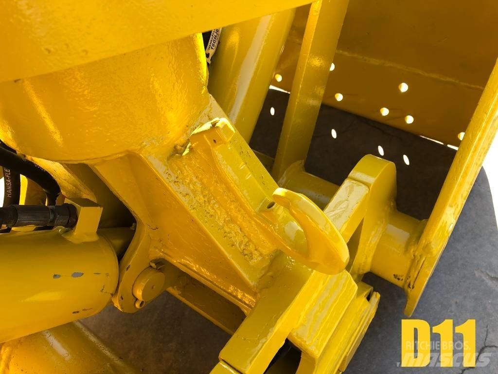  D11 CHWYTAK LIEBHERR Cupa