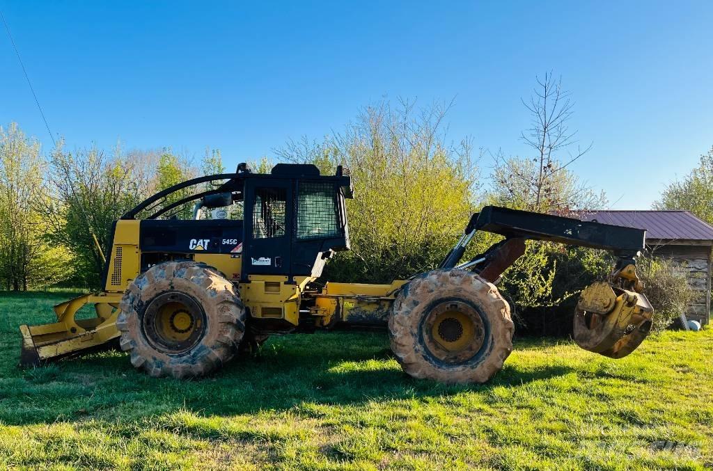 CAT 545 C Utilaje de manevrarea a bustenilor