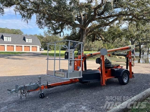 JLG T 350 Platforme aeriene montate pe remorca