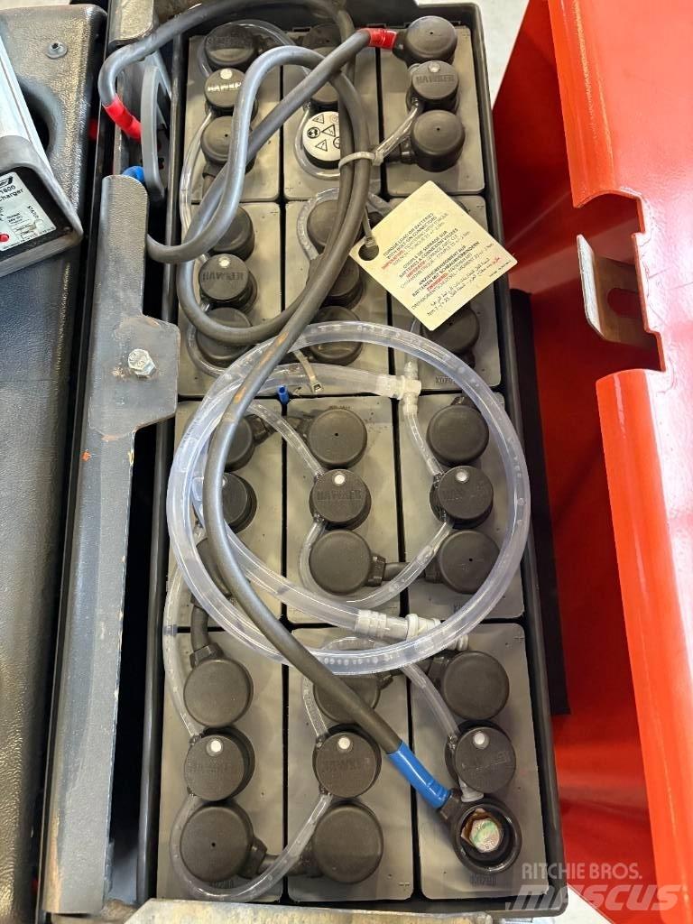 BT LPE 200 / 8 Transpaleta cu platforma