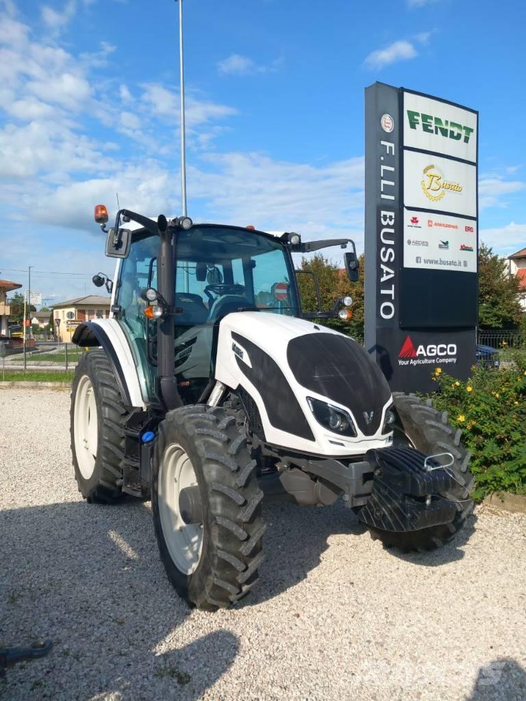 Valtra A 104 Tractoare