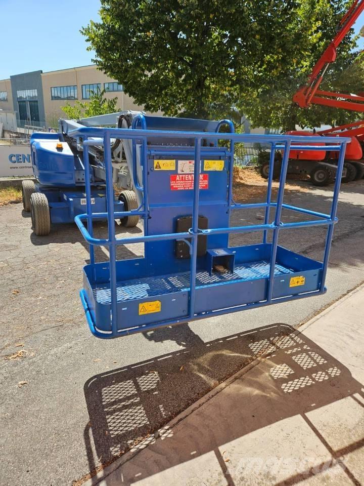 Genie Z 45/25 J DC Nacele cu brat articulat