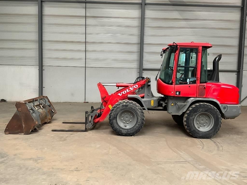 Volvo L 30 G Incarcator pe pneuri