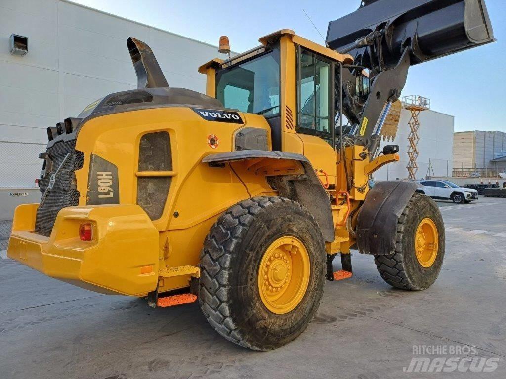 Volvo L 90 H Incarcator pe pneuri