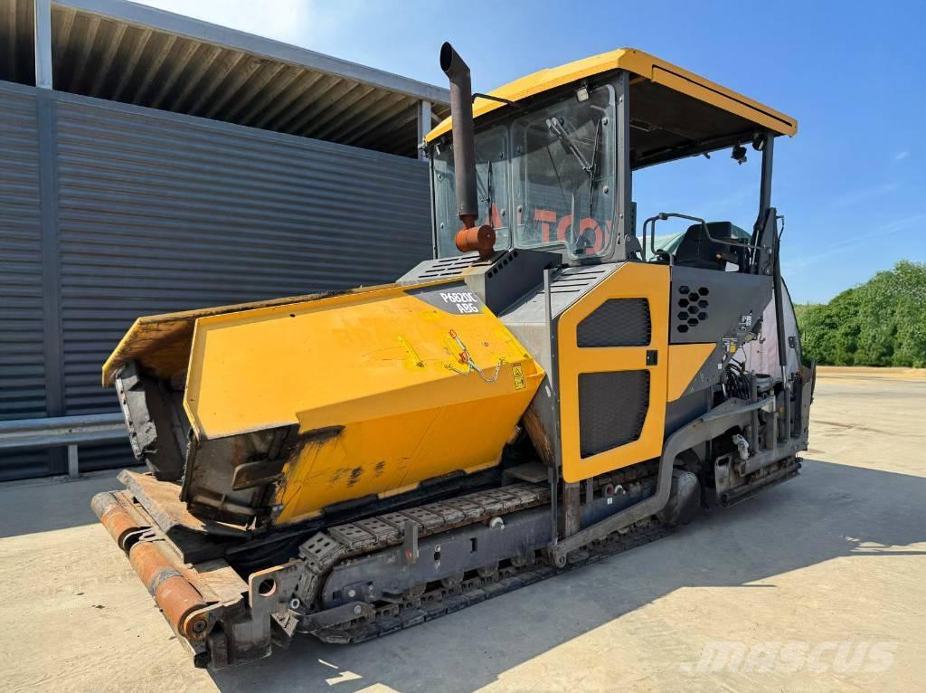 Volvo P 6820C Pavatoare asfalt