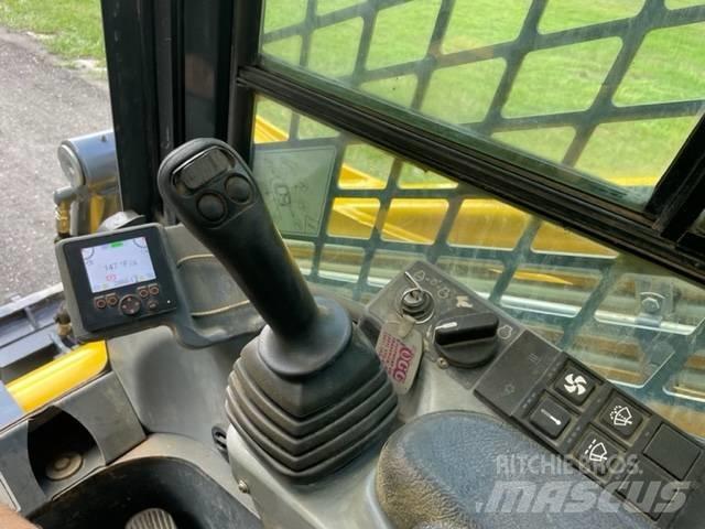 Gehl VT320 Mini incarcator