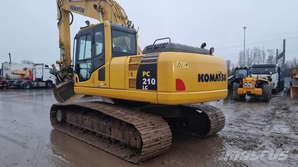 Komatsu PC 210-8 Excavatoare pe șenile
