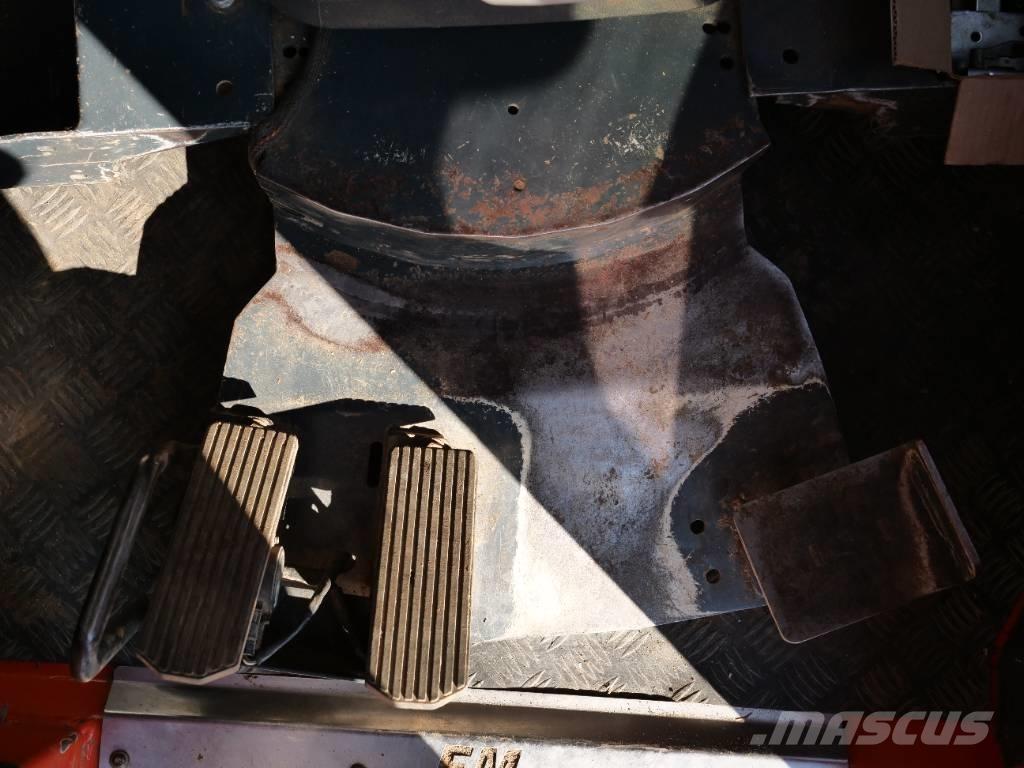  FSK 4625 Utilaje de manevrarea a bustenilor