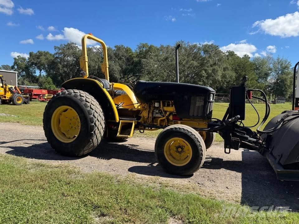 John Deere 5320 Tractoare