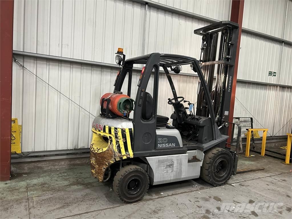 Nissan U1D2A20LQ Stivuitor GPL