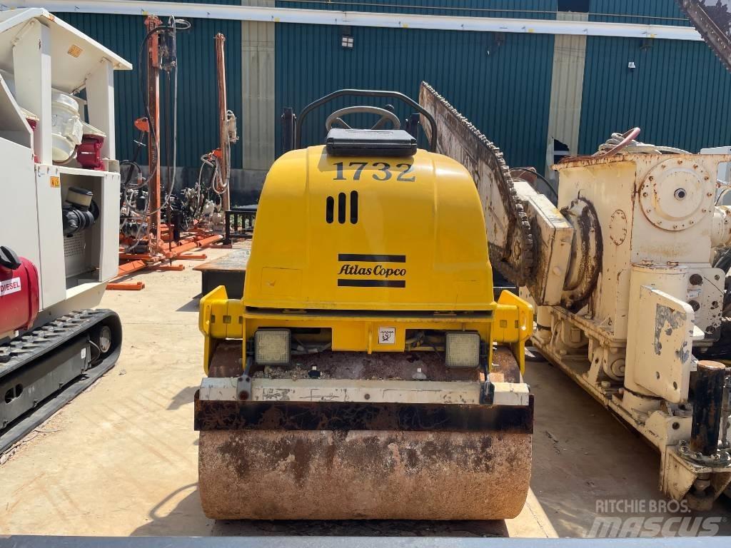 Dynapac CC 1000 Cilindri compactori dubli