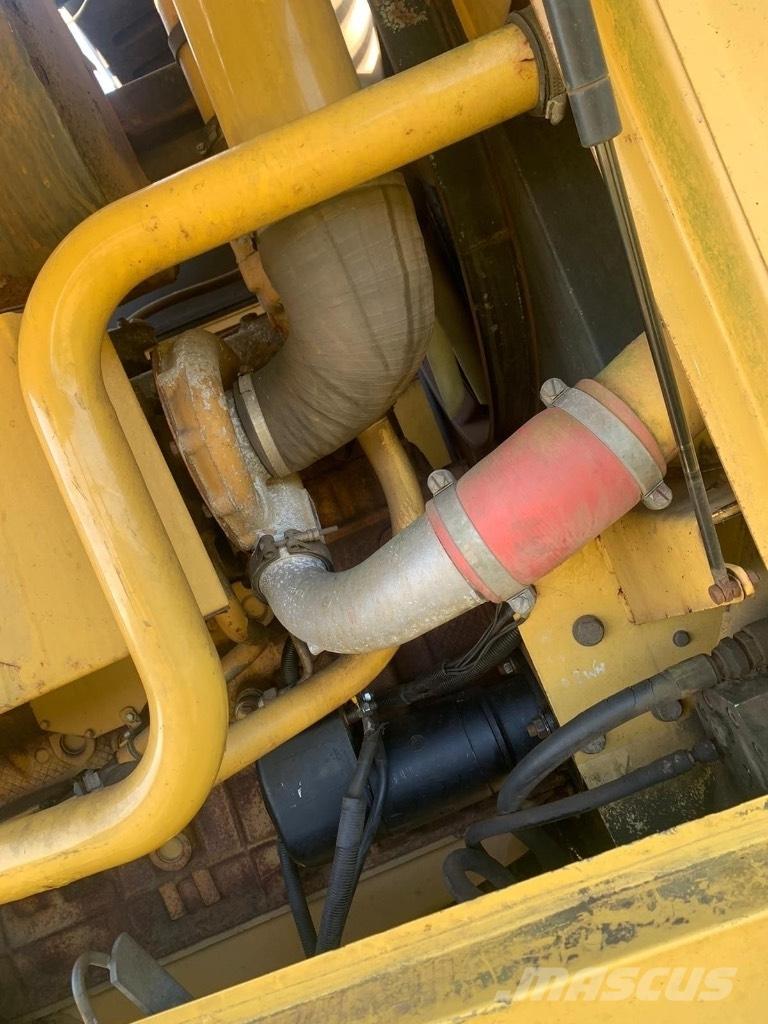 New Holland Fx375 Forajere cu autopropulsare