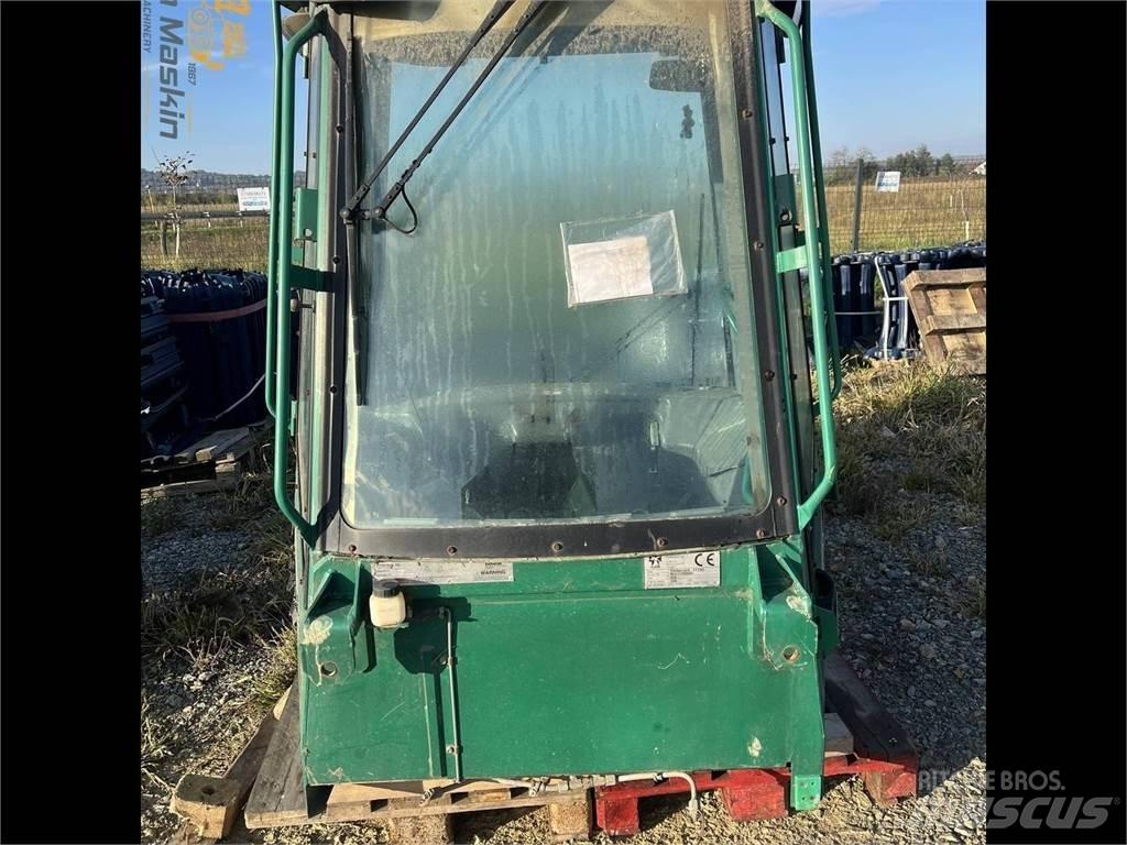 Timberjack 1110D Cabine si interior