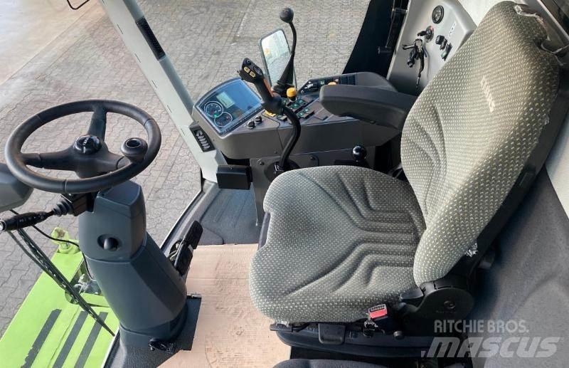 CLAAS AVERO 240 Combine de secerat