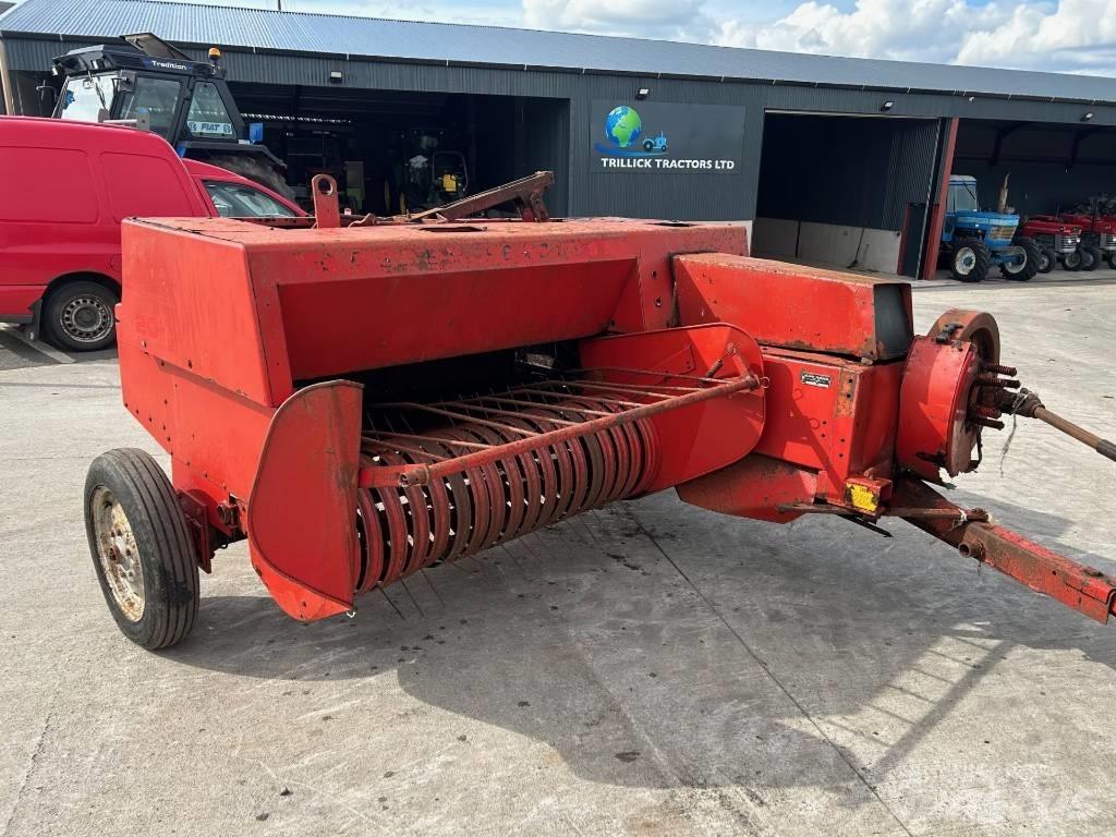 Massey Ferguson 120 Baler dreptunghiular