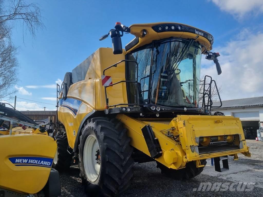 New Holland CX 8.70 Combine de secerat