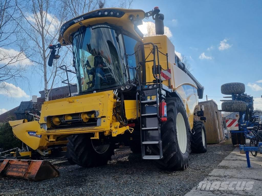 New Holland CX 8.70 Combine de secerat