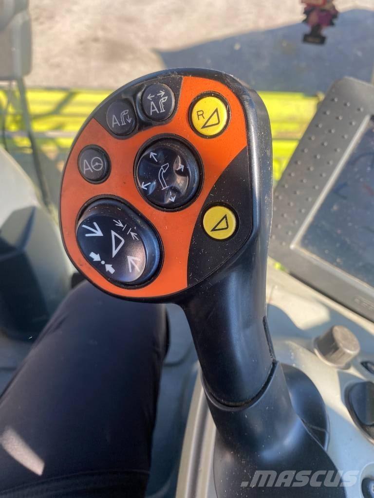 CLAAS Jaguar 950 Forajere cu autopropulsare