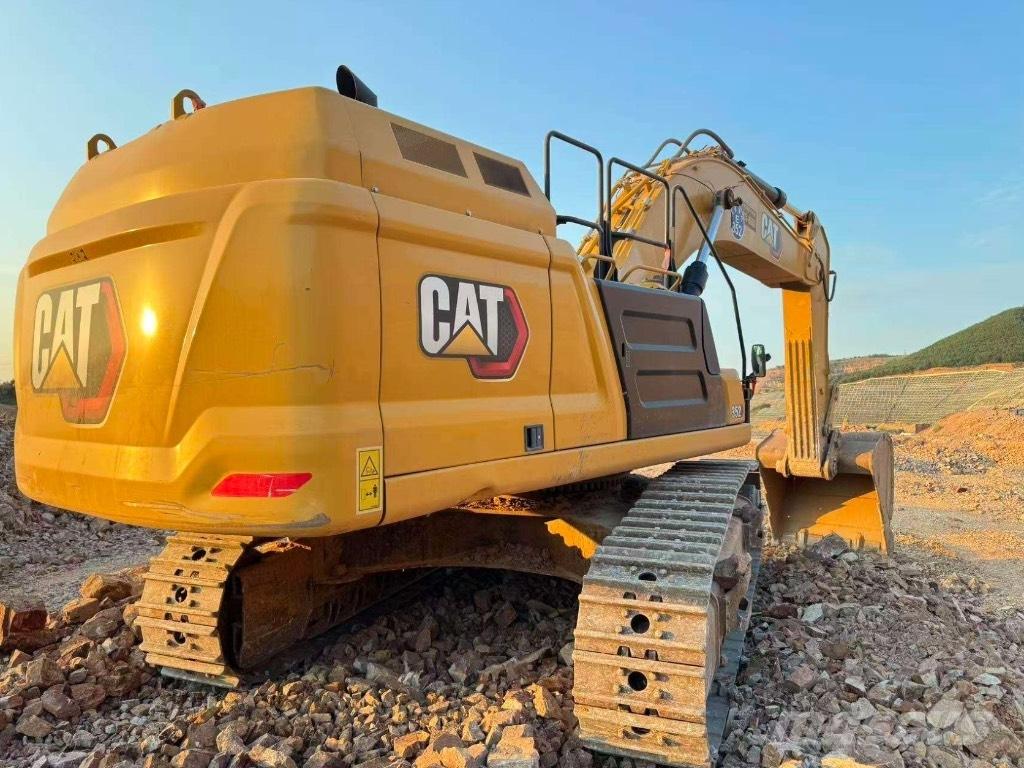 CAT 352 Excavatoare pe șenile
