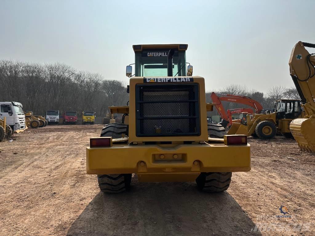 CAT 950G Incarcator pe pneuri