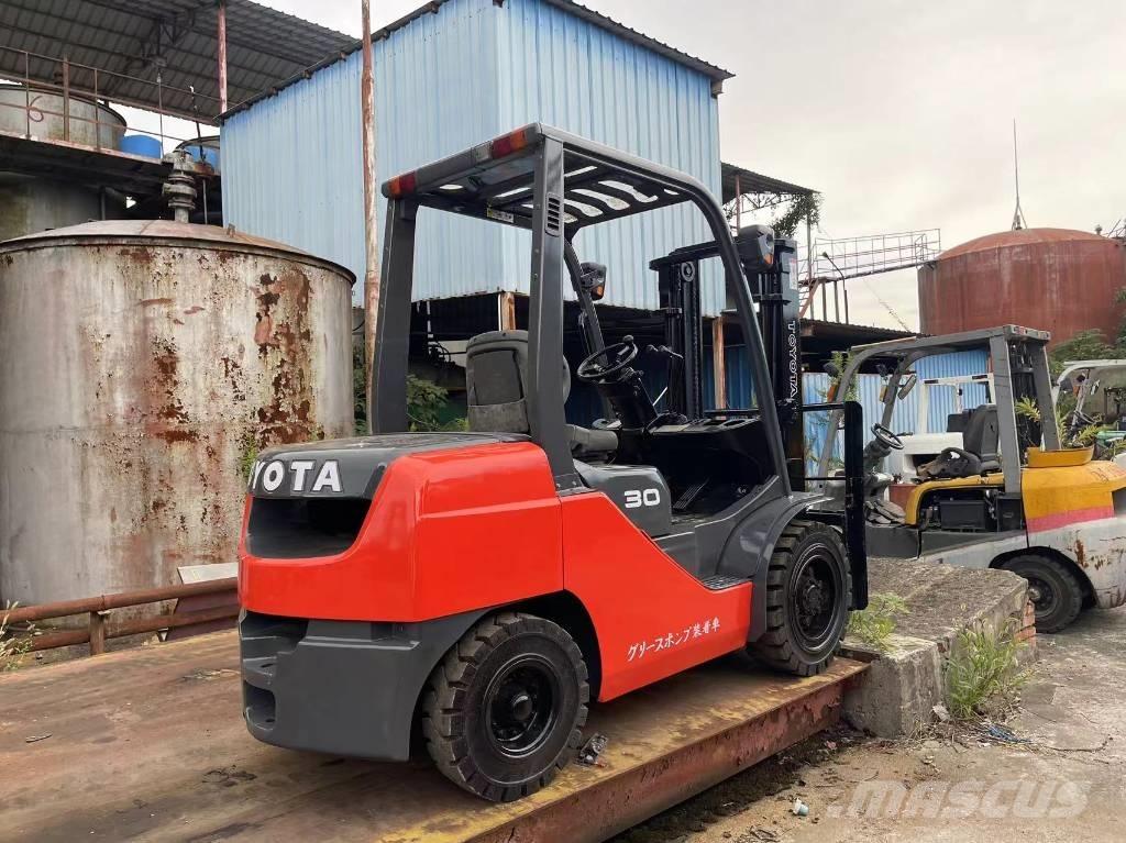 Toyota FD 30 Stivuitor diesel