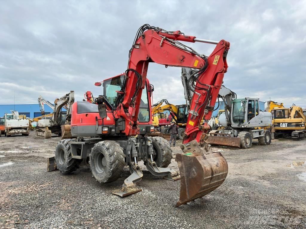 Komatsu PW98MR-8 Excavatoare cu roti