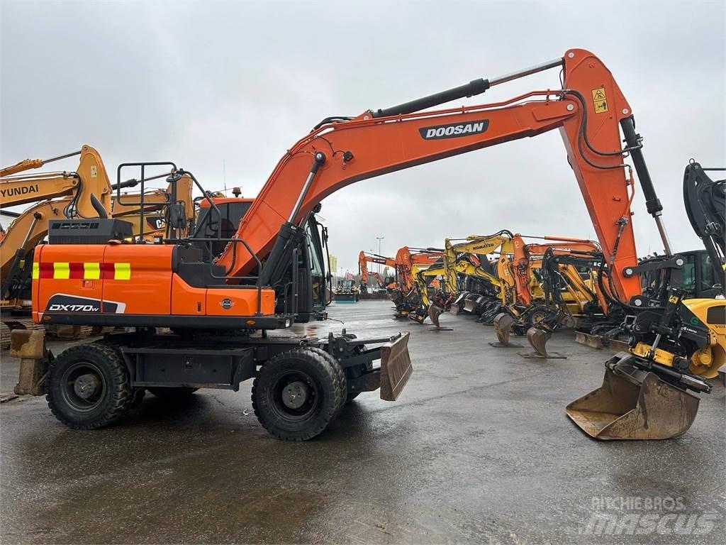 Doosan DX170W-5 Excavatoare pe șenile
