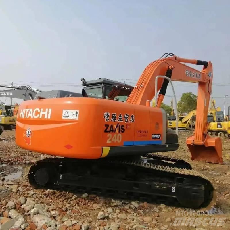Hitachi ZX 240 Excavatoare pe șenile
