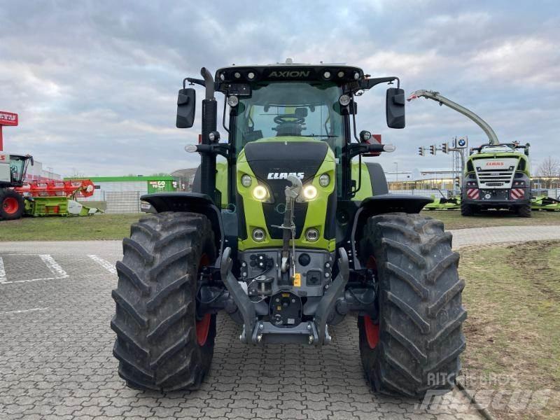 CLAAS AXION 870 Tractoare