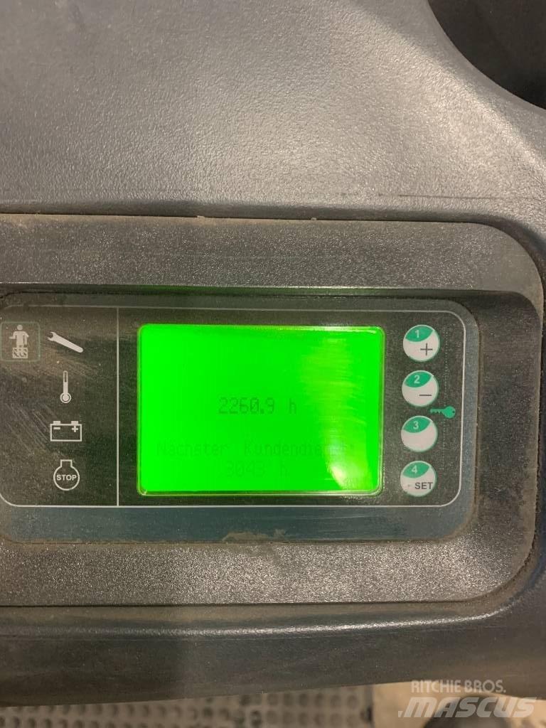 Linde D 12AP Transpaleti autopropulsanti